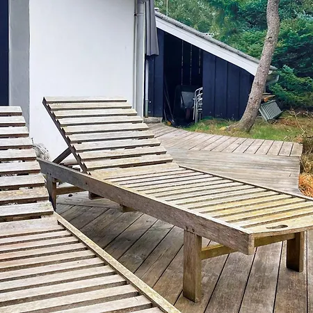 6 Person In Norre Nebel-by Traum